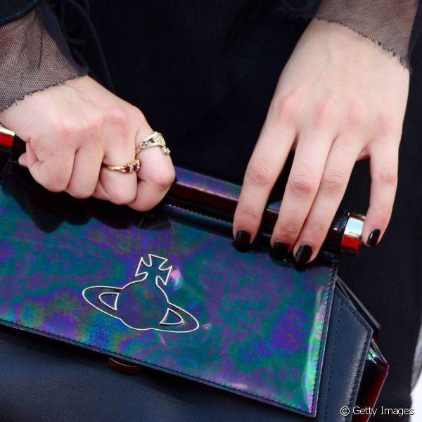 Para o Billboard Music Awards, de 2014, a cantora optou pelo pretinho b?sico na pontinha dos dedos